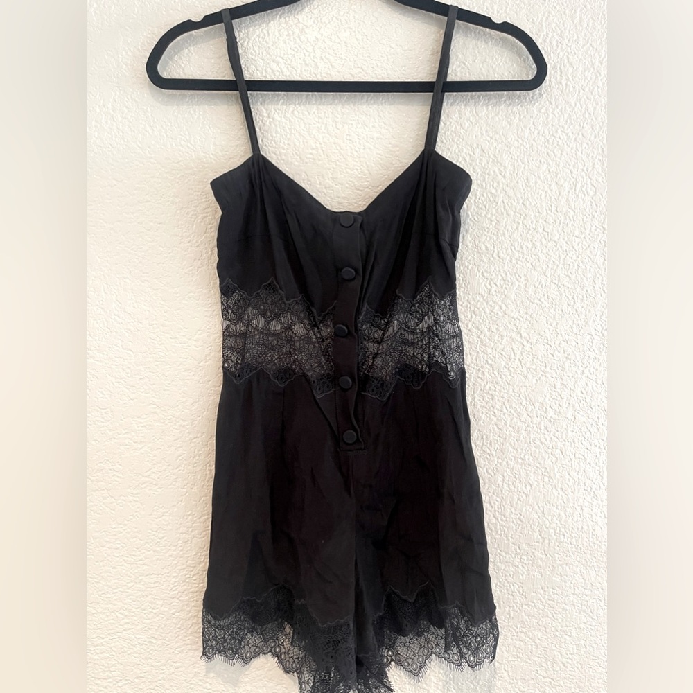 Shakuhachi Lace Romper - Black